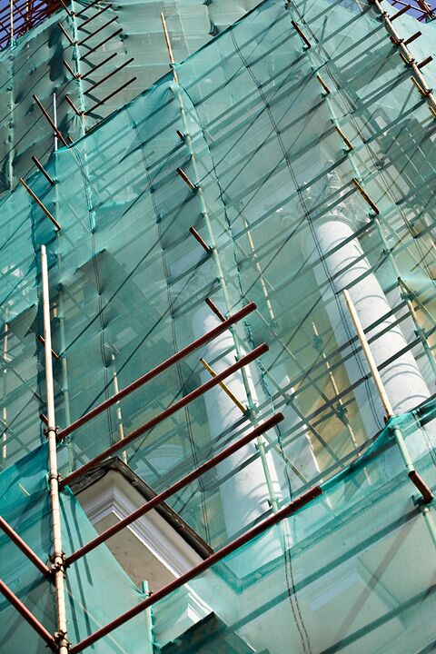 Inspeção e método de suspensão correto de construção de segurança